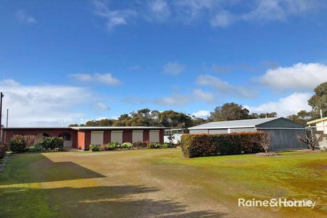 Property photo of 44 Light Road Cummins SA 5631