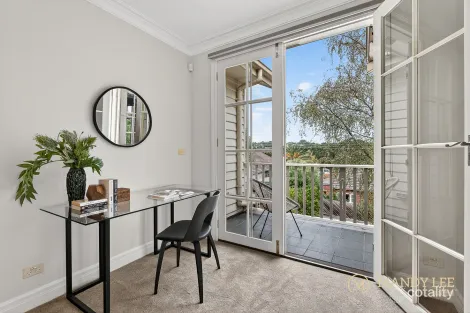 Property photo of 35 Hunter Road Camberwell VIC 3124