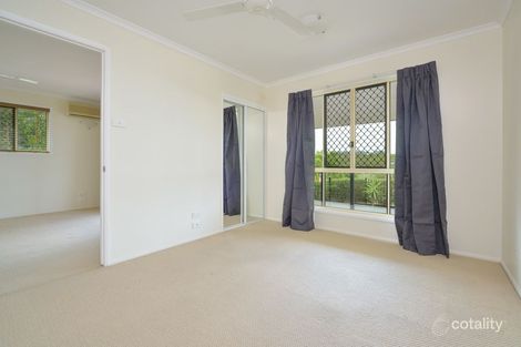 Property photo of 10 Clearview Court Tannum Sands QLD 4680