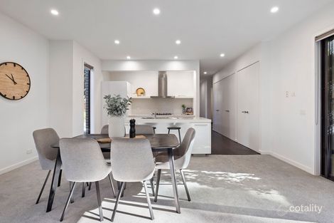 Property photo of 28 Evergreen Circuit Cheltenham VIC 3192