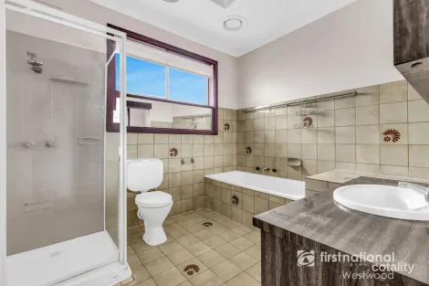 Property photo of 141 Heaths Road Hoppers Crossing VIC 3029