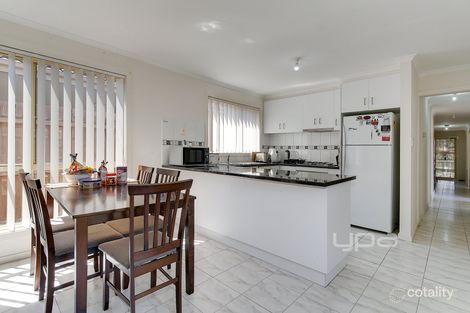 Property photo of 9B Malleehen Street Werribee VIC 3030