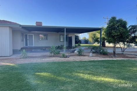 2 Nairn Ct, Eneabba, WA 6518