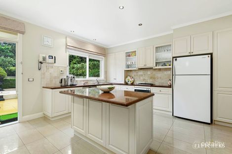 Property photo of 16 Pilbara Mews Bulleen VIC 3105