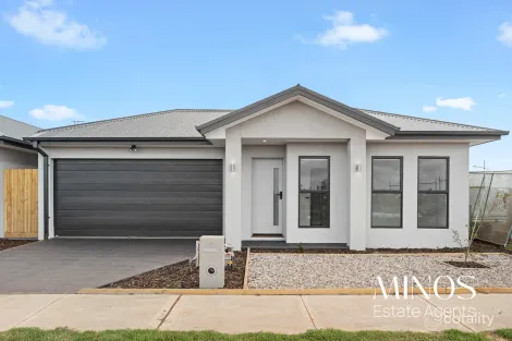 3 Cranberry Cres, Thornhill Park, VIC 3335
