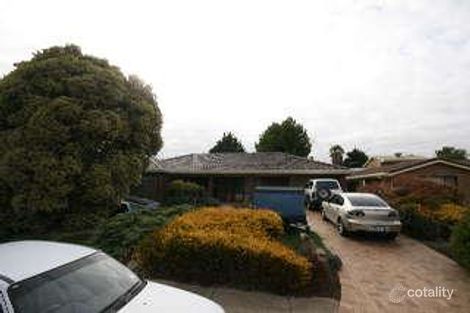 14 Coringle Cres, Hallett Cove, SA 5158