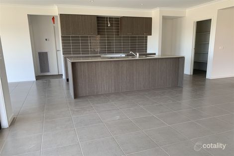 Property photo of 4 Pablo Drive Clyde North VIC 3978