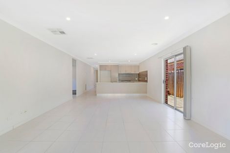 Property photo of 15 Fitzgerald Drive South Morang VIC 3752