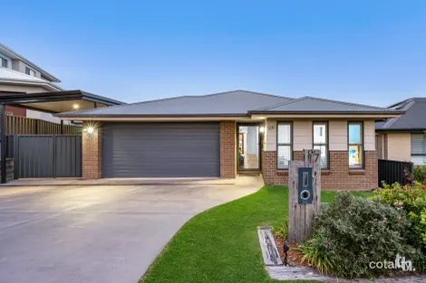 Property photo of 17 Perly Grove Cameron Park NSW 2285