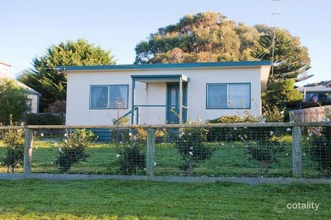 8 Surf Ave, Skenes Creek, VIC 3233