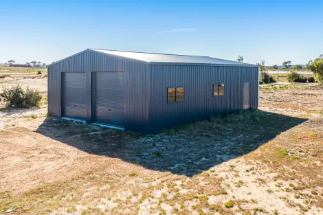Property photo of 20 Sceptrum Avenue Chittering WA 6084