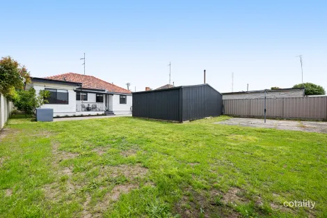 Property photo of 40 Grammar Street Wendouree VIC 3355