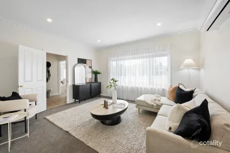 Property photo of 40 Grammar Street Wendouree VIC 3355