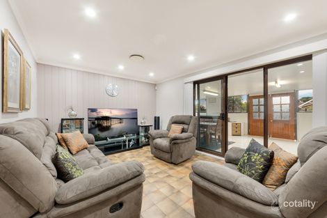 Property photo of 2 Yarra Close Kearns NSW 2558