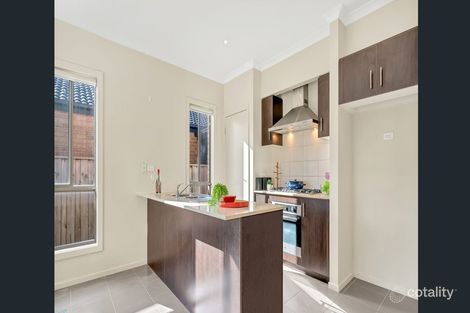 Property photo of 14 Lilyturf Drive Tarneit VIC 3029