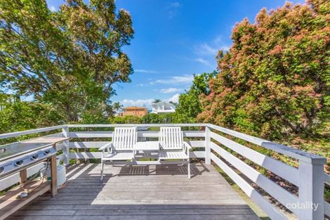 Property photo of 20 Grattan Terrace Wynnum QLD 4178