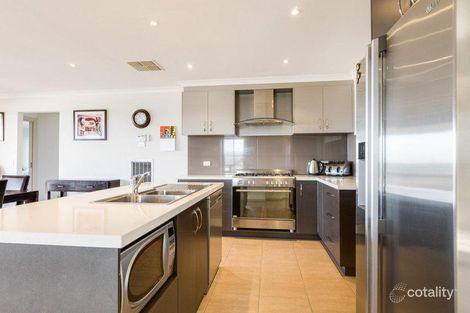 Property photo of 14 Kyle Way Bacchus Marsh VIC 3340