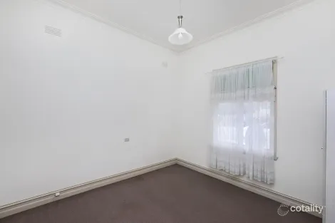 Property photo of 31 Regent Street Ascot Vale VIC 3032