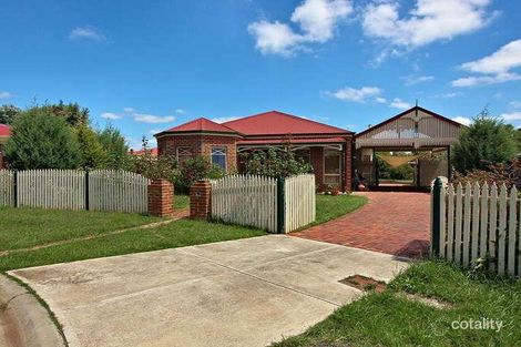 83 Blamey Dr, Melton South, VIC 3338