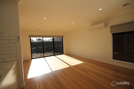 Property photo of 2/33 Compton Street Reservoir VIC 3073
