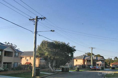 Property photo of 33 McGirr Parade Warwick Farm NSW 2170