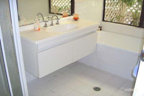 Property photo of 16 Kingsley Street Walloon QLD 4306