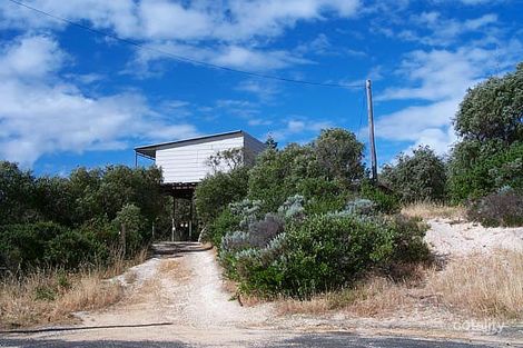 16 Gwenydd Way, Peppermint Grove Beach, WA 6271