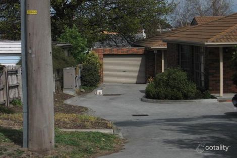 Property photo of 2/4 Hourigan Avenue Clayton VIC 3168