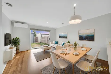 Property photo of 15 Dalston Path Wyndham Vale VIC 3024