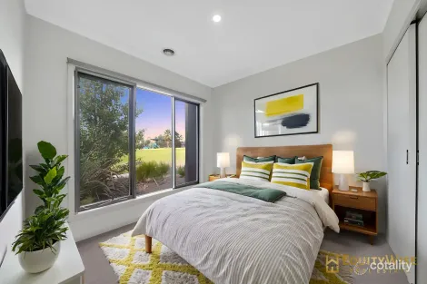 Property photo of 15 Dalston Path Wyndham Vale VIC 3024