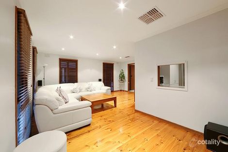 Property photo of 22 Murray Crescent Rowville VIC 3178