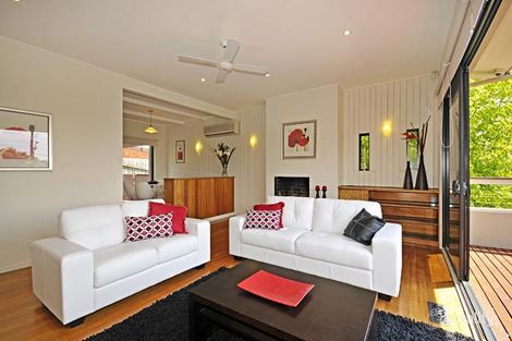 Property photo of 284 Highbury Road Mount Waverley VIC 3149