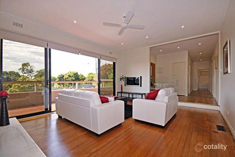 Property photo of 284 Highbury Road Mount Waverley VIC 3149