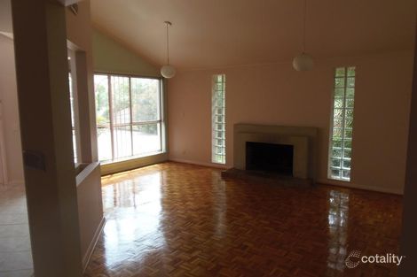 Property photo of 43 Saronvale Crescent Hillside VIC 3037