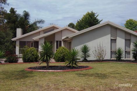 Property photo of 43 Saronvale Crescent Hillside VIC 3037