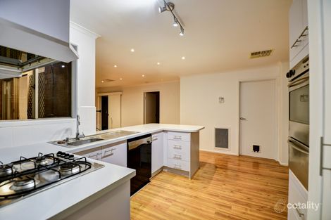 Property photo of 421-423 Centre Road Berwick VIC 3806