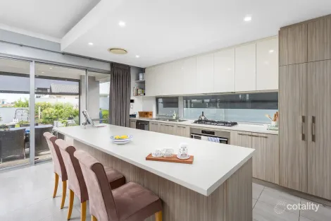 Property photo of 4 Gunwale Elbow Geographe WA 6280