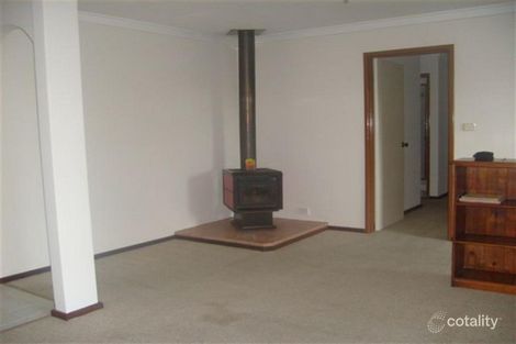 Property photo of 3 Fletcher Way Mandurah WA 6210