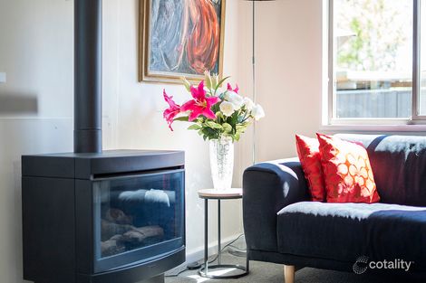 Property photo of 7 Binya Place Narrabundah ACT 2604