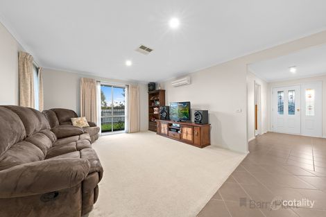 Property photo of 52 Bailey Boulevard Koo Wee Rup VIC 3981