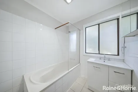 Property photo of 2 Nelson Street Greta NSW 2334