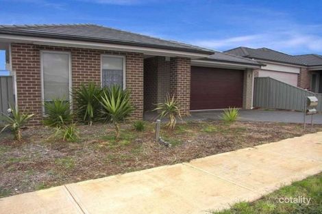 5 Hakea Cl, Maddingley, VIC 3340