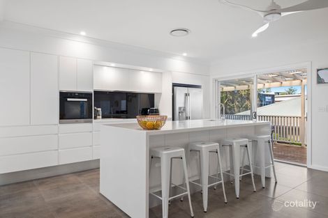 Property photo of 40 Surf Rider Avenue North Avoca NSW 2260