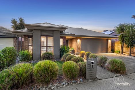 5 Tarpan Dr, Doreen, VIC 3754