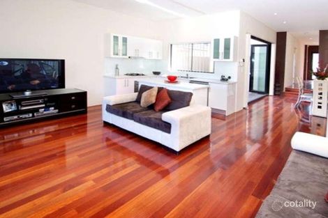 Property photo of 1/55 Universal Street Eastlakes NSW 2018