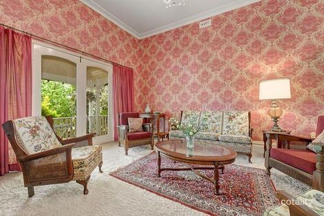 Property photo of 17 Thoresby Grove Ivanhoe VIC 3079