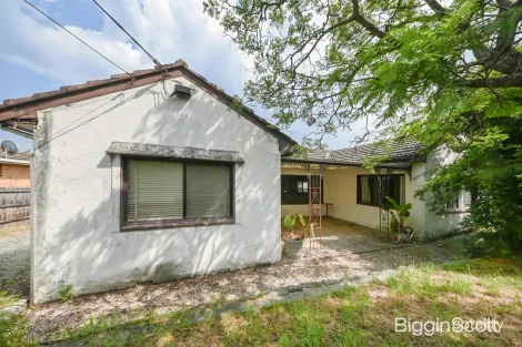 33 Middleborough Rd, Burwood, VIC 3125