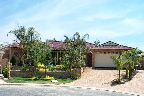 6 Bluegum Cl, Woodvale, WA 6026