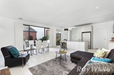 Property photo of 14 Stadium Circuit Mulgrave VIC 3170