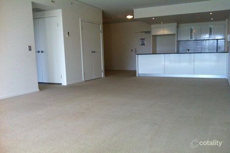 Property photo of 404/22 Surf Parade Broadbeach QLD 4218